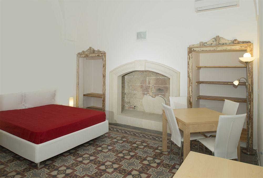مبيت وإفطار غالّيبولي Relais Carlo V - Palazzo Storico المظهر الخارجي الصورة